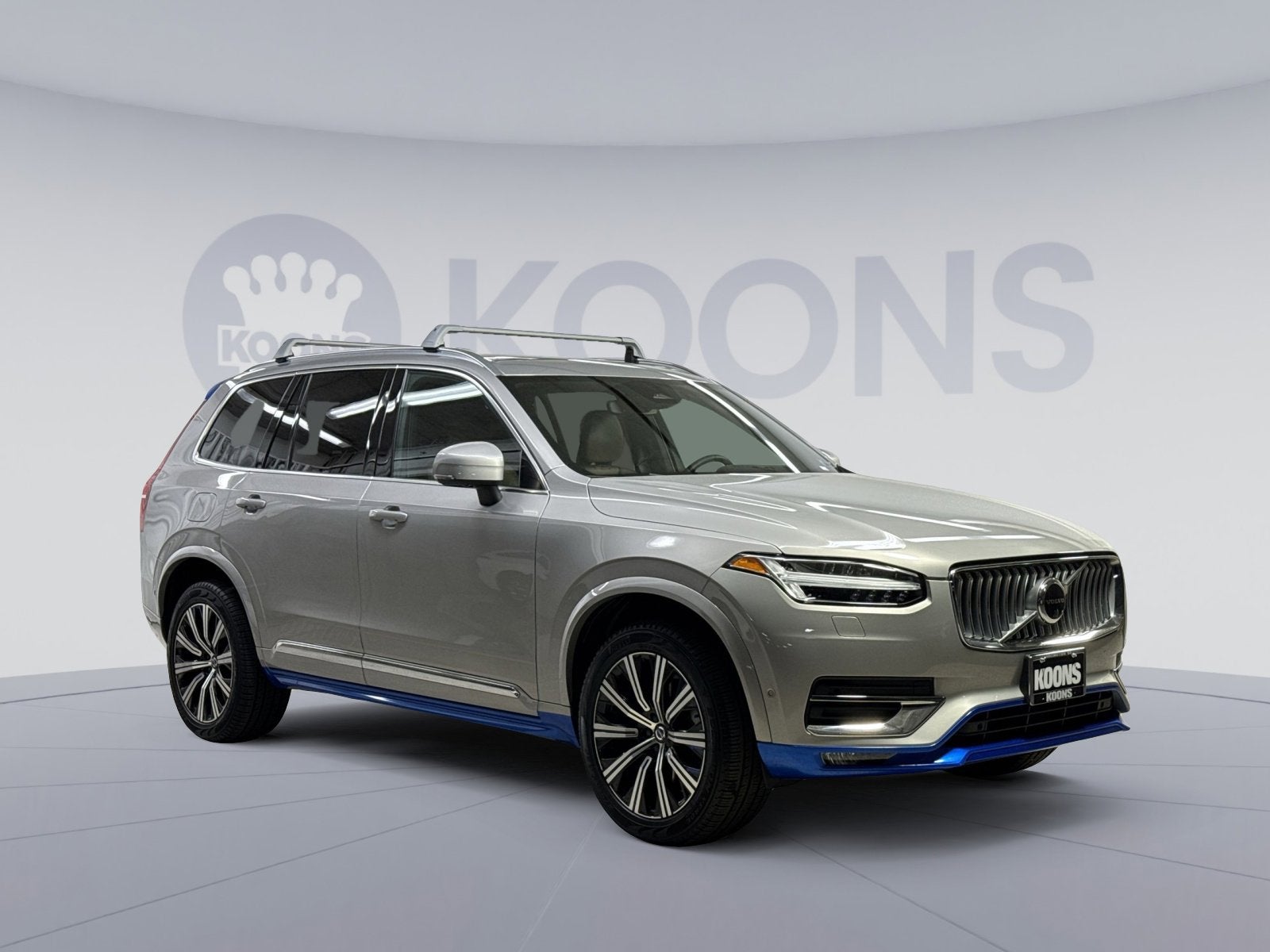 2023 Volvo XC90 B5 Plus
