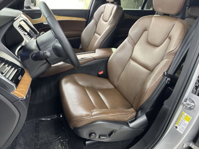 2023 Volvo XC90 B5 Plus