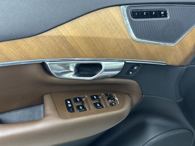 2023 Volvo XC90 B5 Plus