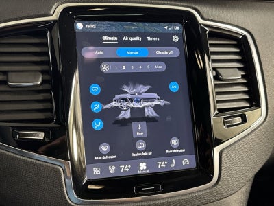 2023 Volvo XC90 B5 Plus
