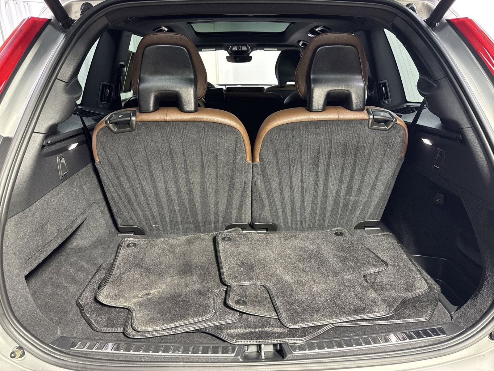 2023 Volvo XC90 B5 Plus