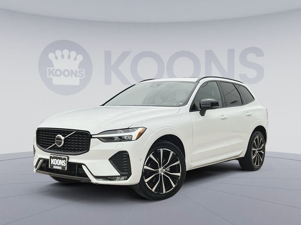 2023 Volvo XC60 B5 Plus Dark Theme