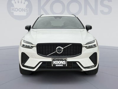 2023 Volvo XC60 B5 Plus Dark Theme