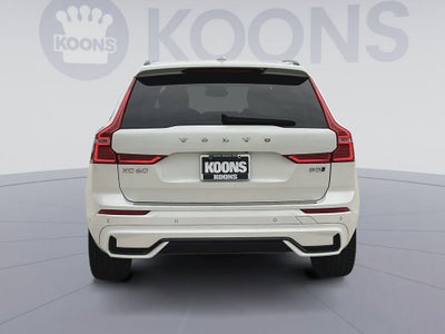 2023 Volvo XC60 B5 Plus Dark Theme