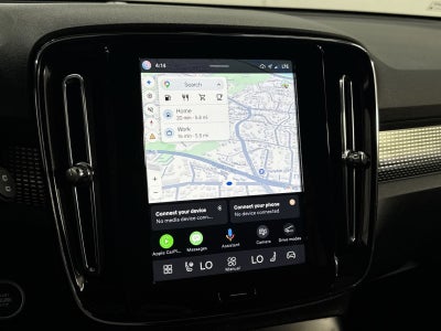 2025 Volvo XC40 B5 Plus Dark Theme